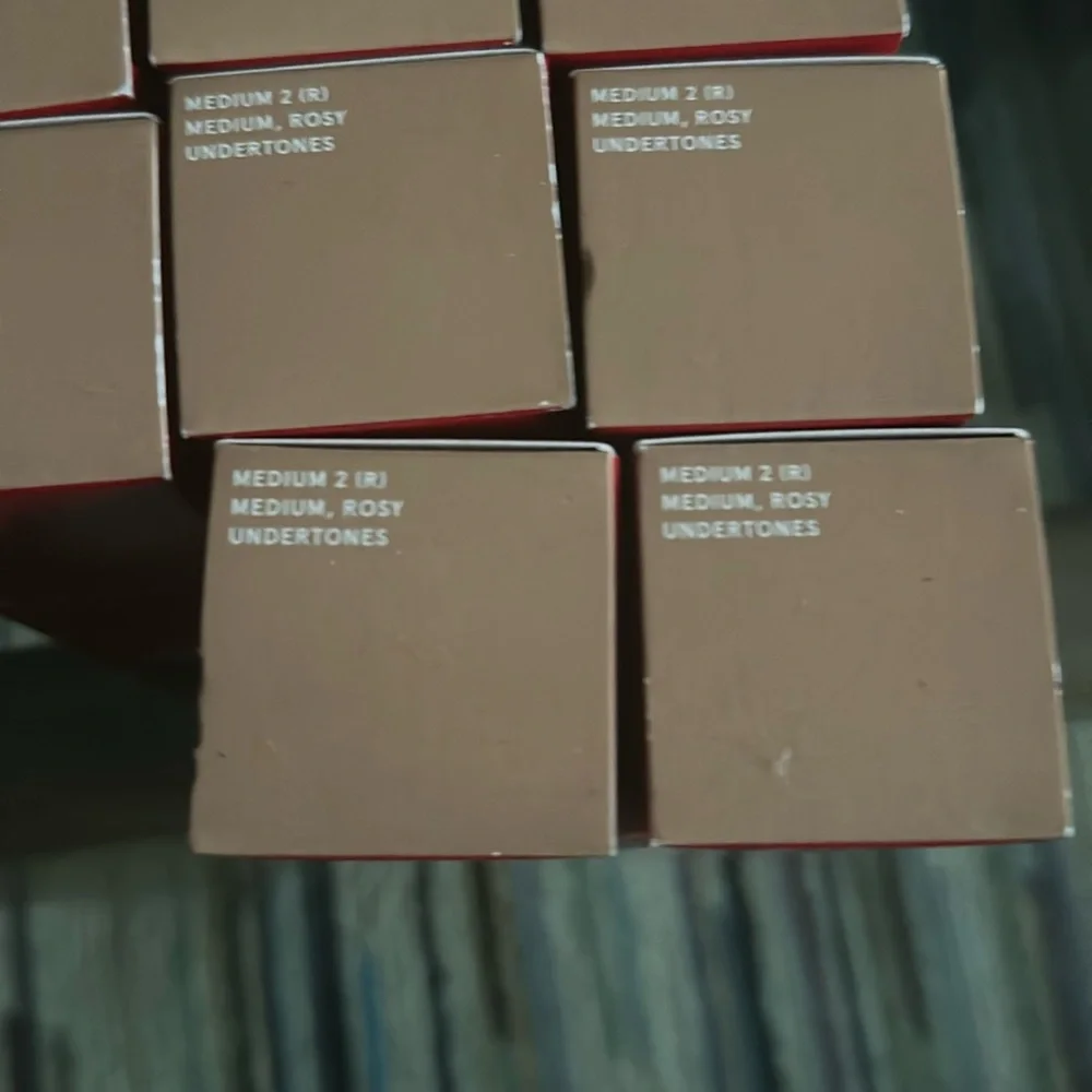 ONE/SIZE by Patrick Starrr Turn Up the Base Blurring Foundation Medium 2 (R)